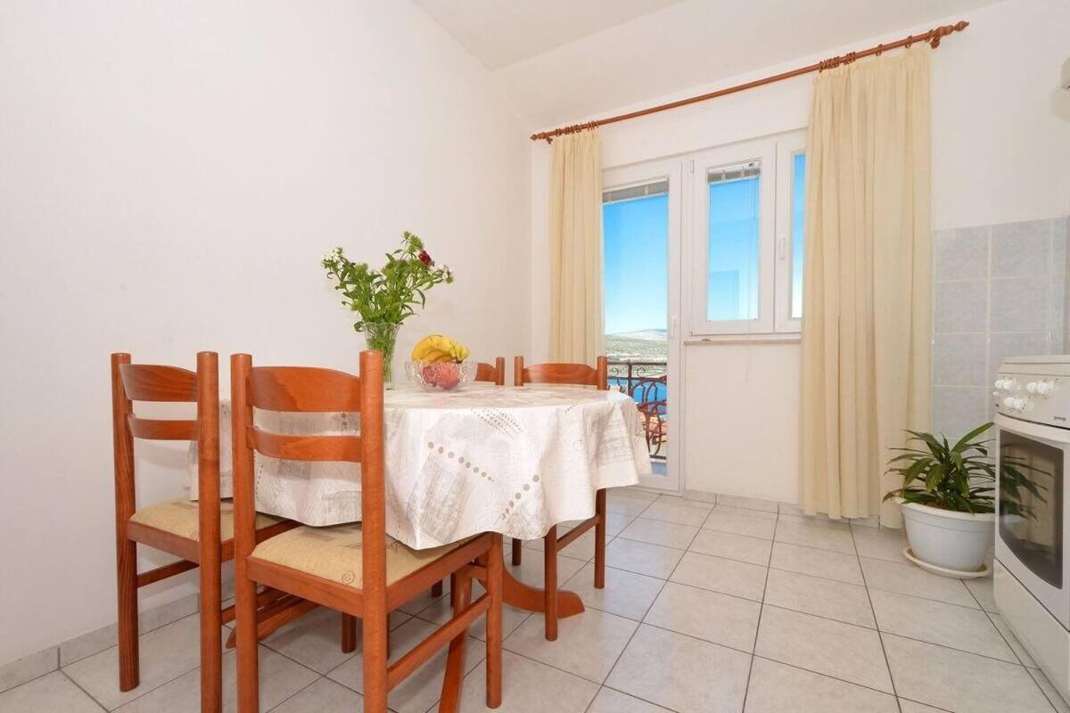Apartments Sima Trogir Zewnętrze zdjęcie